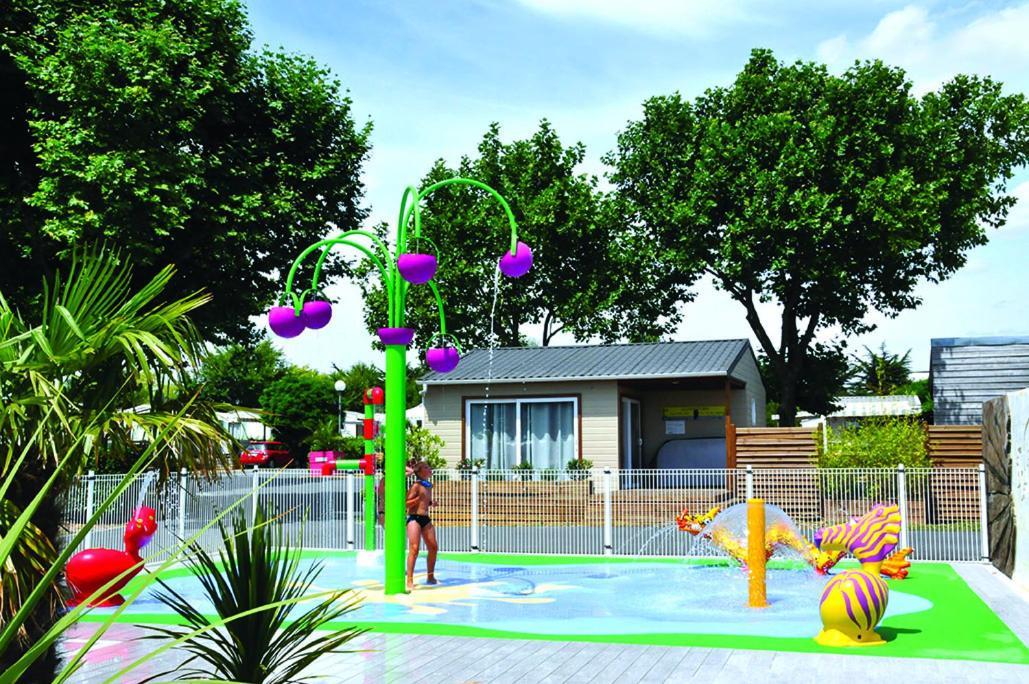 Camping Le Beaulieu Puilboreau Exterior foto